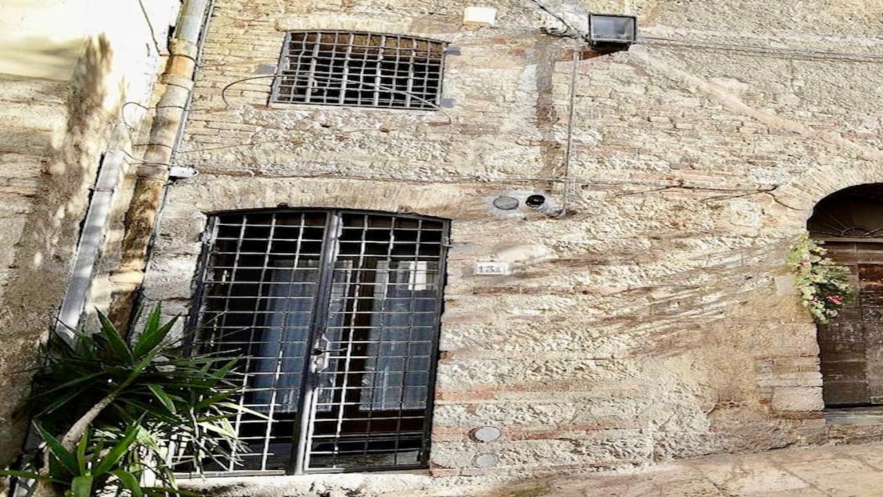 Authentic Cave House In The Heart Of The Village! Massa Marittima Kültér fotó