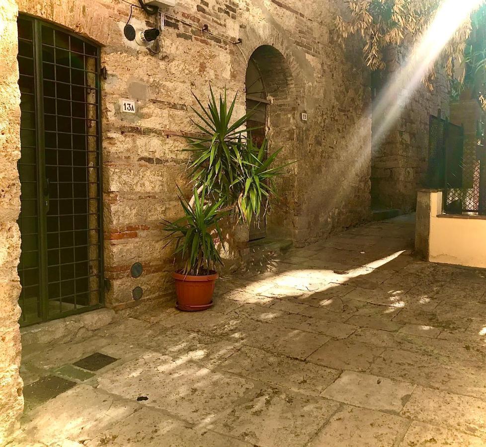 Authentic Cave House In The Heart Of The Village! Massa Marittima Kültér fotó